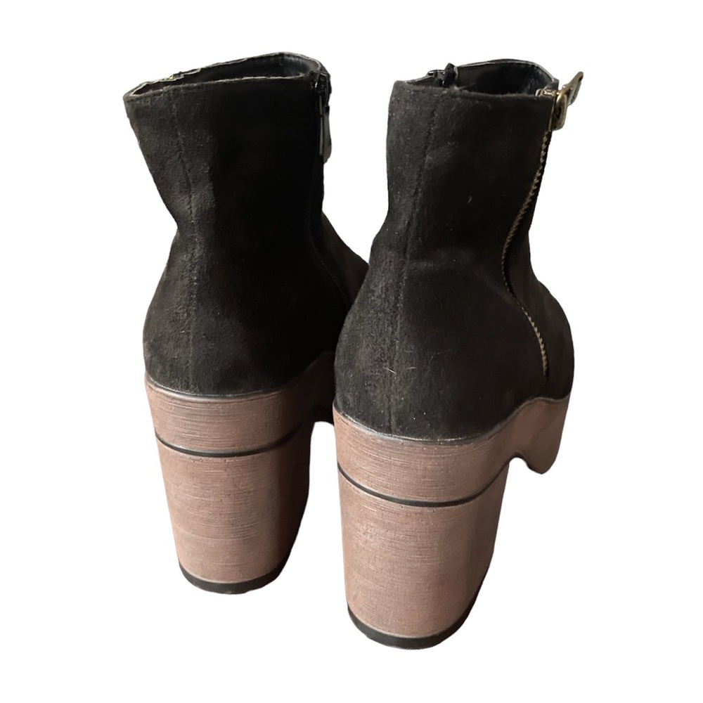 Black vegan suede platform ankle boots with gold zipper, light weight & comfy. - Picture 4 of 7